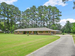 7858 Pettit Rd, Baker, LA 70714