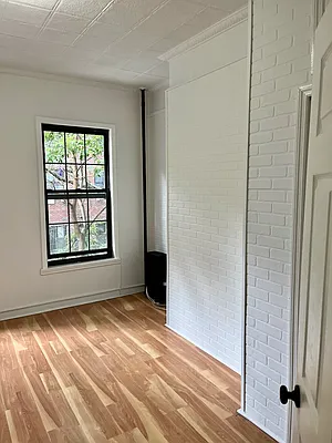 Rented by Brick&Mortar | media 28