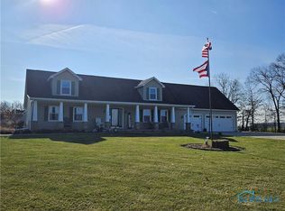 17524 Shoemaker Rd, Defiance, OH 43512