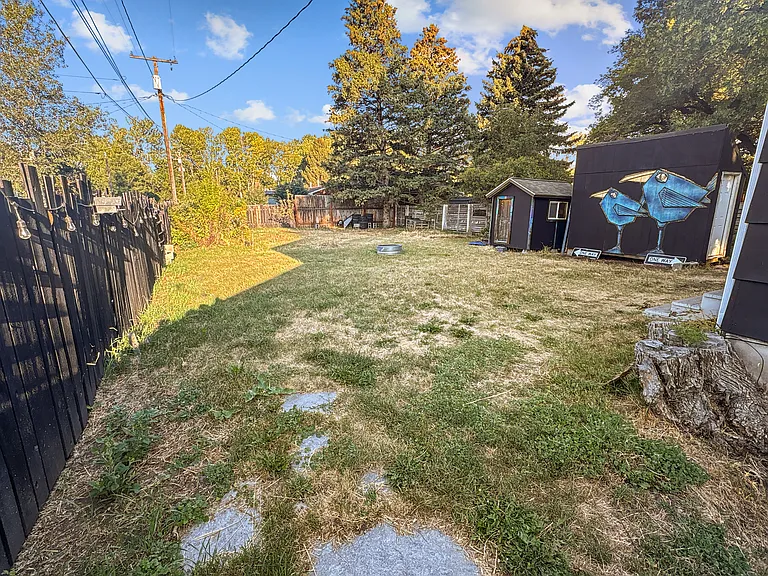 415 S Church Ave — Photo 19