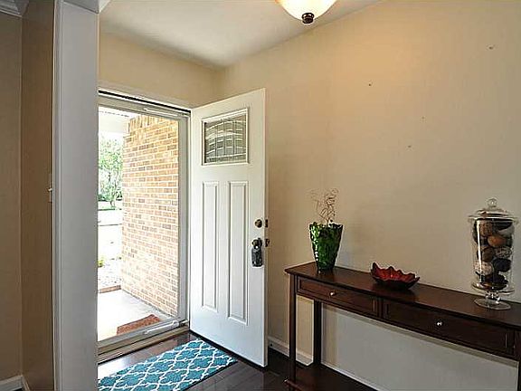 2nd image of 3332 Bow Creek Blvd