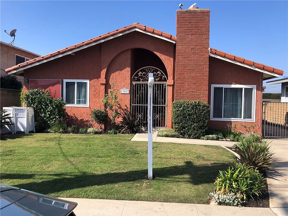 1st image of 23027 Arlington Ave