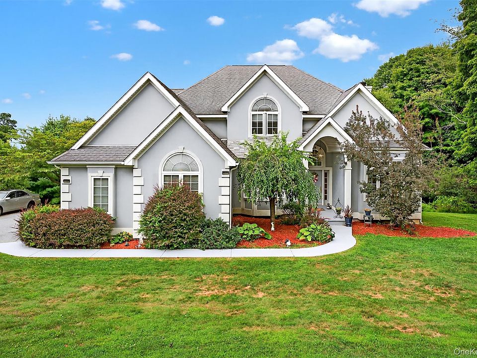 1st image of 73 Noble Hill Dr