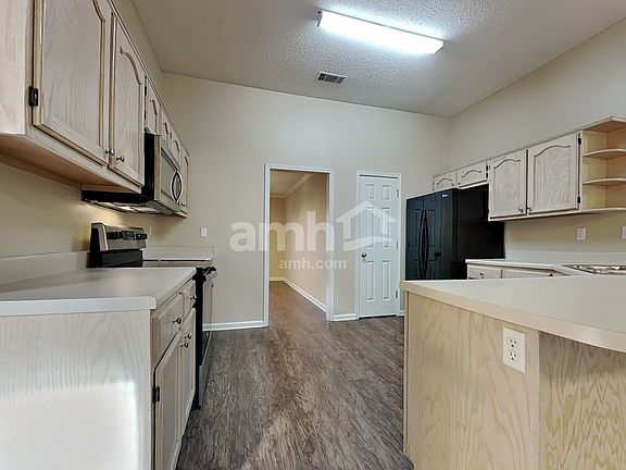 3rd image of 1764 Meadow River Cv