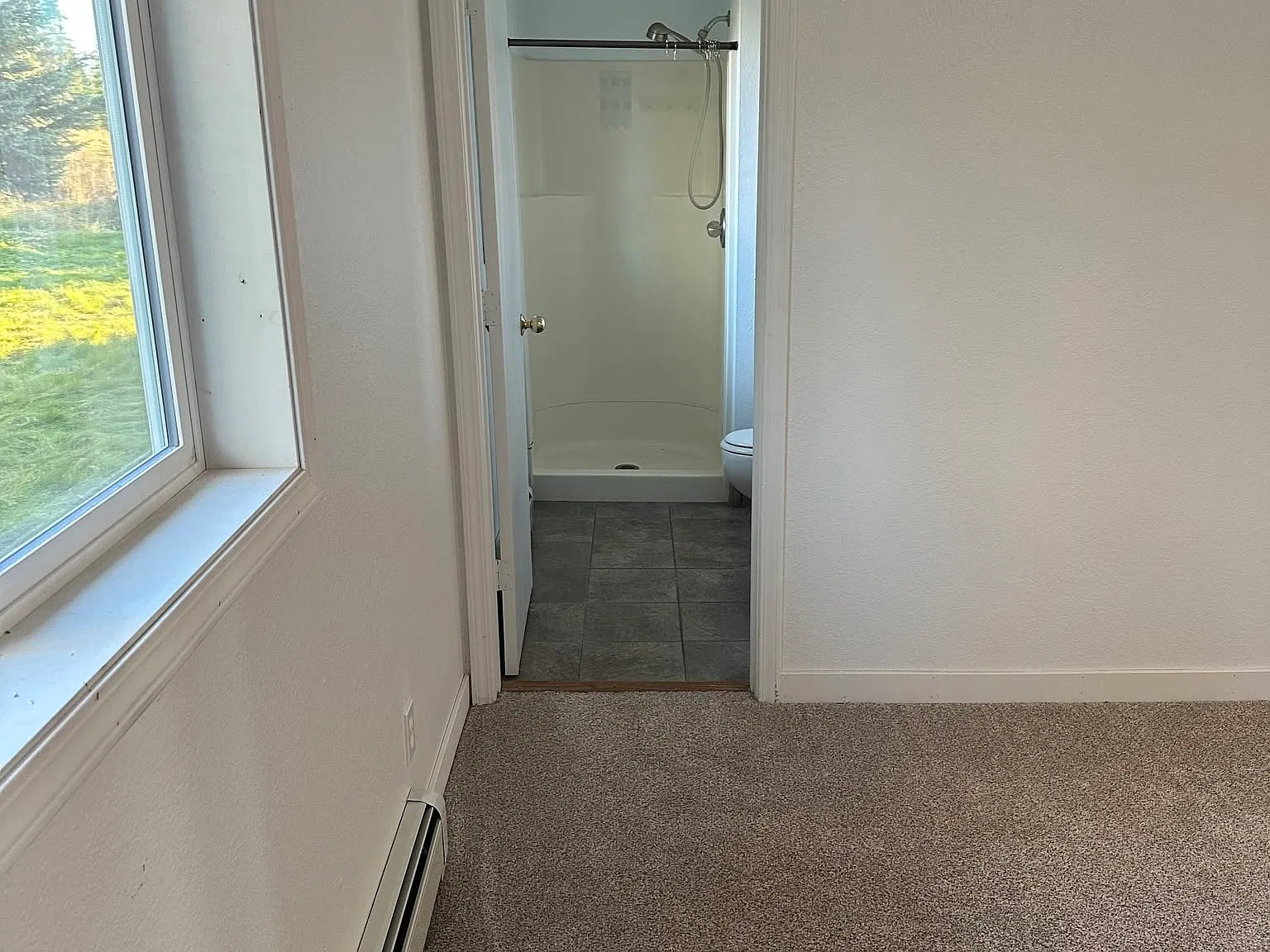 3 bed, 1.5 bath, 1245 sqft, $1,900 — Photo 4