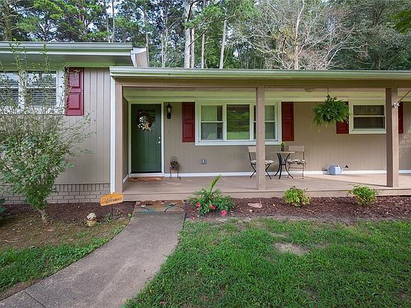 3rd image of 521 Rivercrest Dr