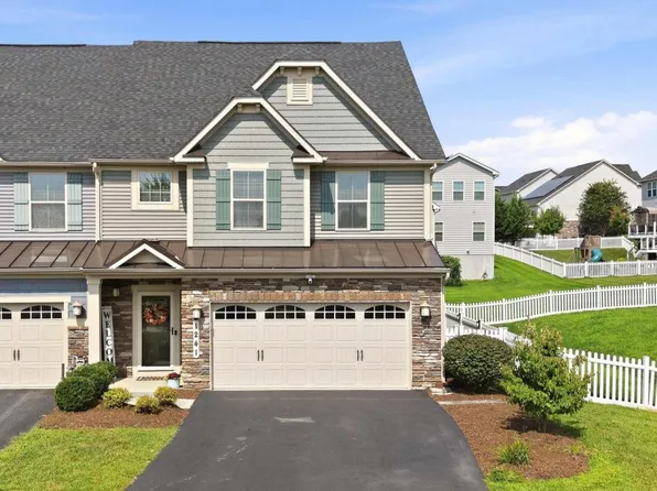 1241 Drydock St, Brunswick, MD 21716