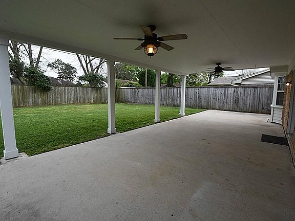 2nd image of 9754 Southport Dr