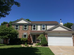 451 Whitney Dr, Rochester Hills, MI 48307