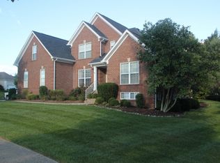 3147 Indian Lake Dr, Louisville, KY 40241