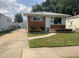 27215 Townsend Ave, Warren, MI 48092