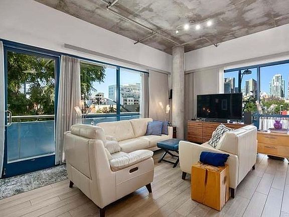 4th image of 527-527 N 10th Ave #203