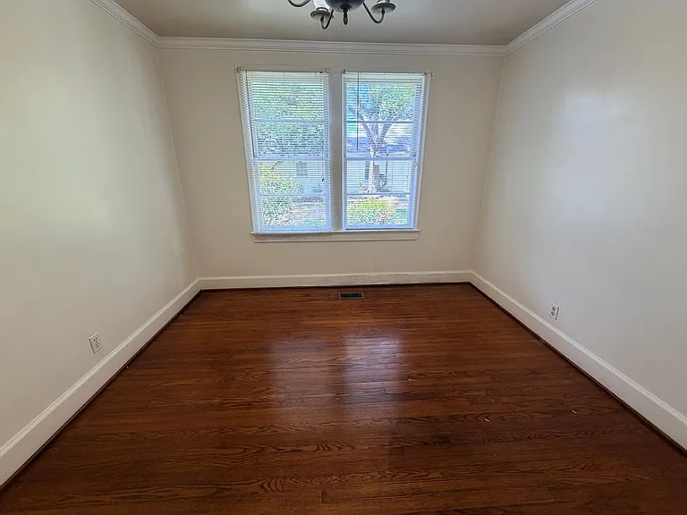 114 High St — Photo 11