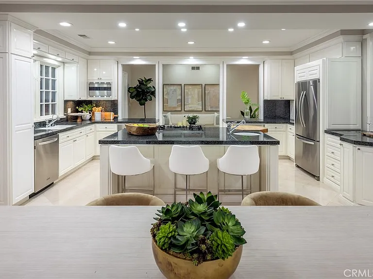 736 Harbor Island Dr — Photo 30