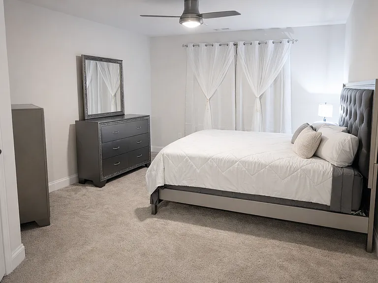 182 Hillmont Dr — Photo 6