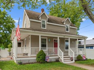 114 Cogswell St, Haverhill, MA 01832