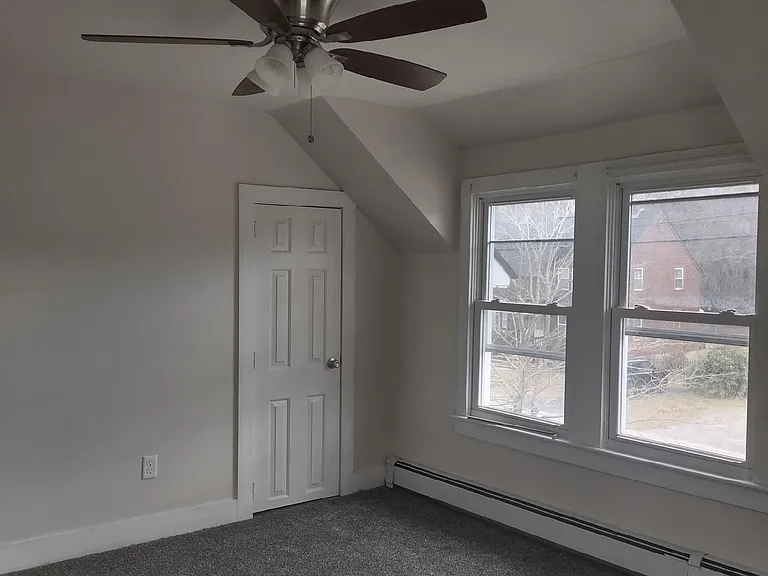 71 Bowling Ln #71 — Photo 9