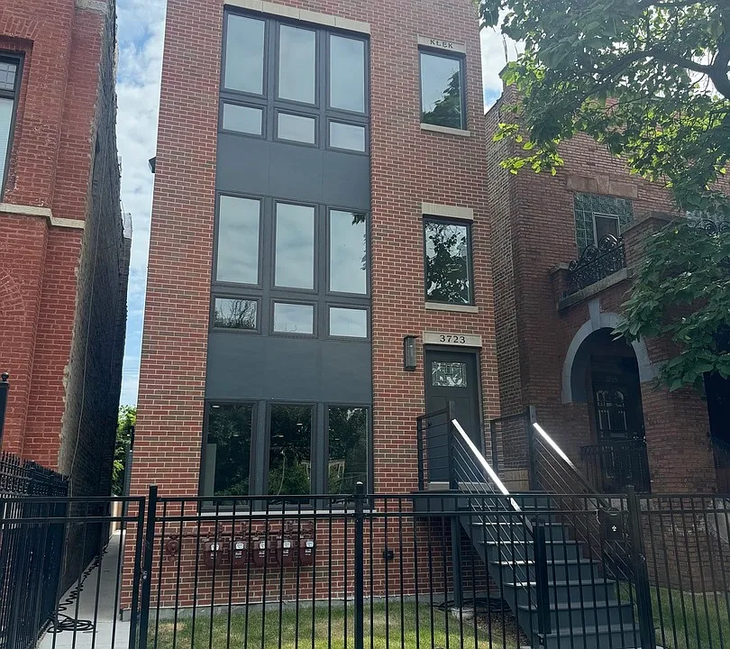 3723 S Lake Park Ave #1
