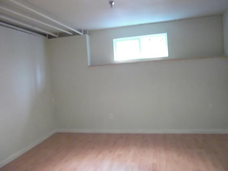 2066 Newport Way NW — Photo 15