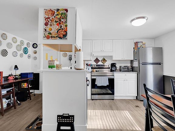 5th image of 74 Boone Loop