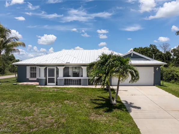 2044 Wanda Ave N, Lehigh Acres, FL 33971