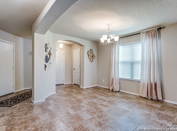 5th image of 10455 Rosewood Crk