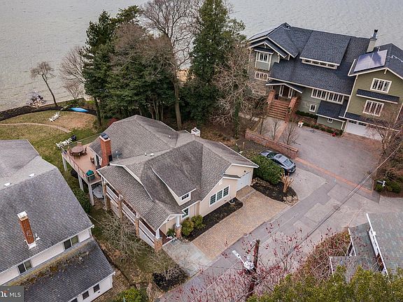 4th image of 11 Luna Ln