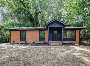 3908 Colebrook Rd, Charlotte, NC 28215