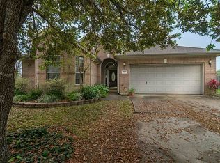 324 Colony Creek Dr, Dickinson, TX 77539