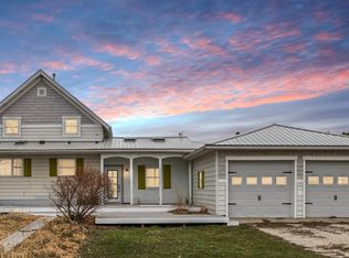 15151 304th St, Spring Valley, MN 55975