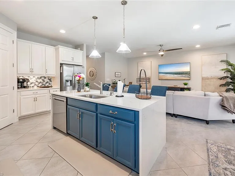 14606 Tropical Dr — Photo 15