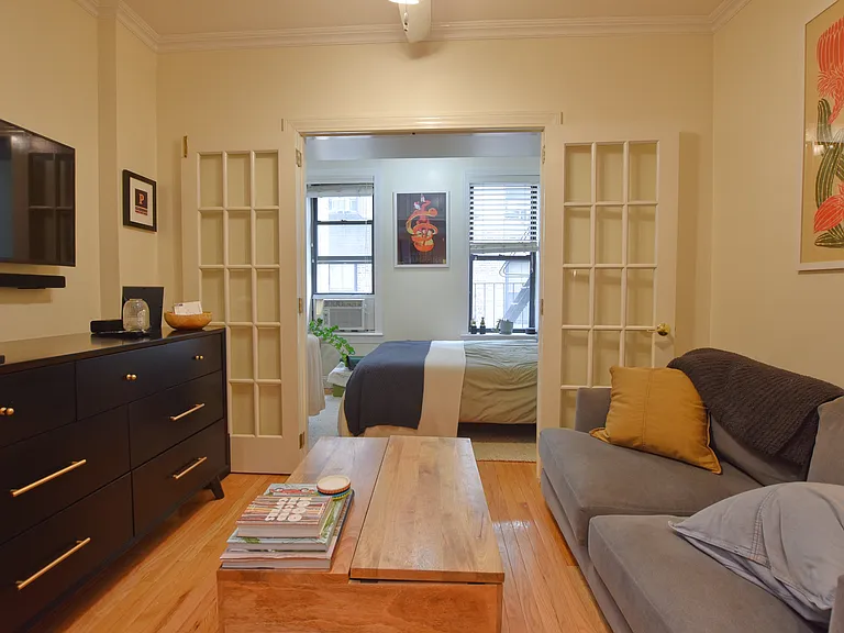 266 W 11th St #3RE — Photo 1