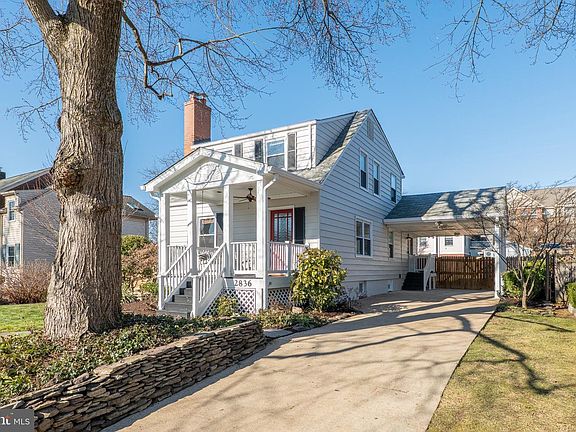 2nd image of 2836 Meadow Ln