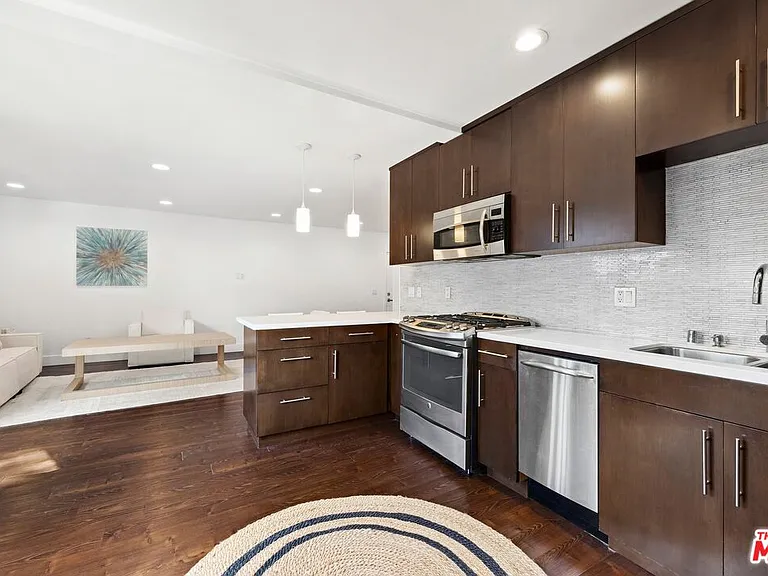 8755 N Shoreham Dr #101 — Photo 6