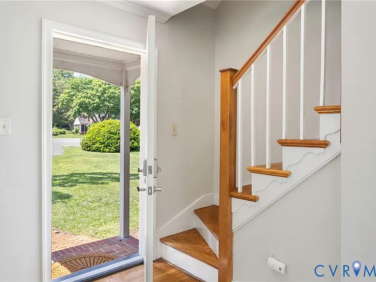 6414 Monument Ave — Photo 4