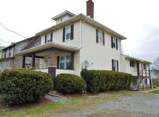 2429 Mill St #C, Aliquippa, PA 15001