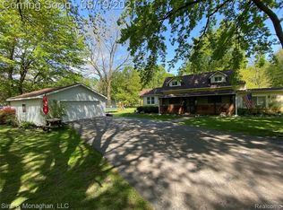 9099 Field Rd, Algonac, MI 48001