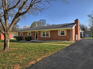 1503 Sun Valley Rd, Johnson City, TN 37604