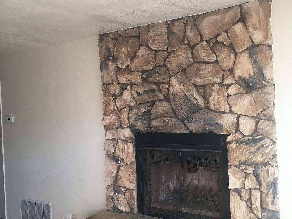 2nd image of 517 Commercial Ave #A