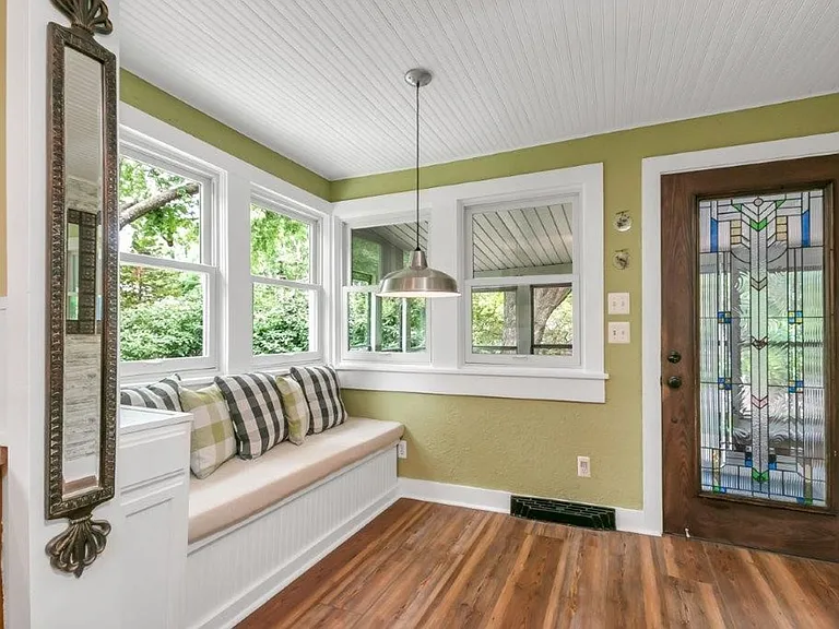 1800 Poyntz Ave — Photo 20