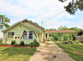2052 Kinsey St, Muskegon, MI 49441
