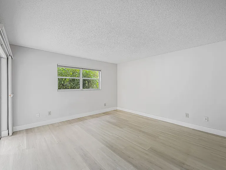 1201 Solana Rd #5 — Photo 22