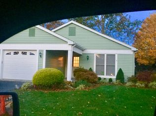 4 Saint Paul Pl, Manchester, NJ 08759