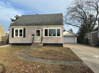 505 N Ellsworth Ave, Villa Park, IL