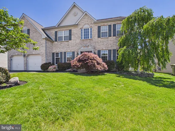 17 Rocky Rd, Newark, DE 19702