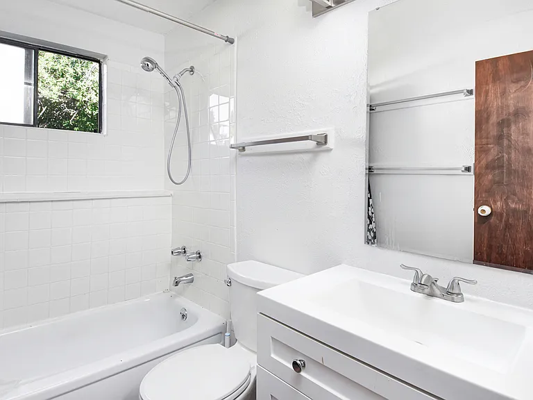 1622 Donovan Pl — Photo 13