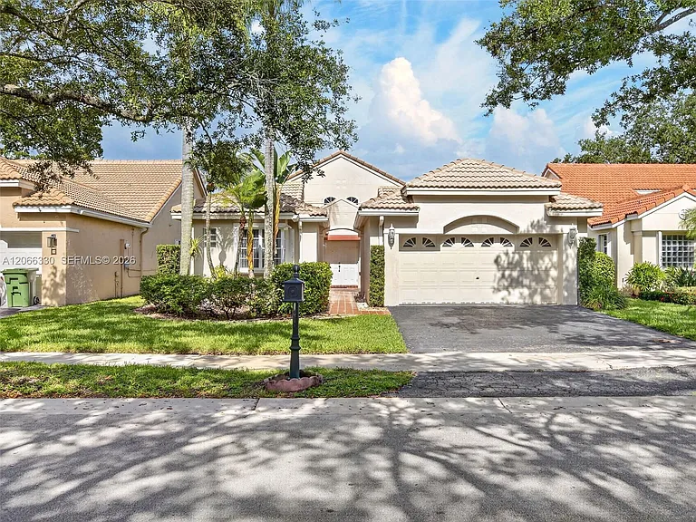1520 Seabay Rd — Photo 6