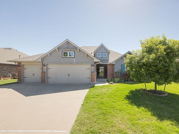 2nd image of 4824 Wister Ln