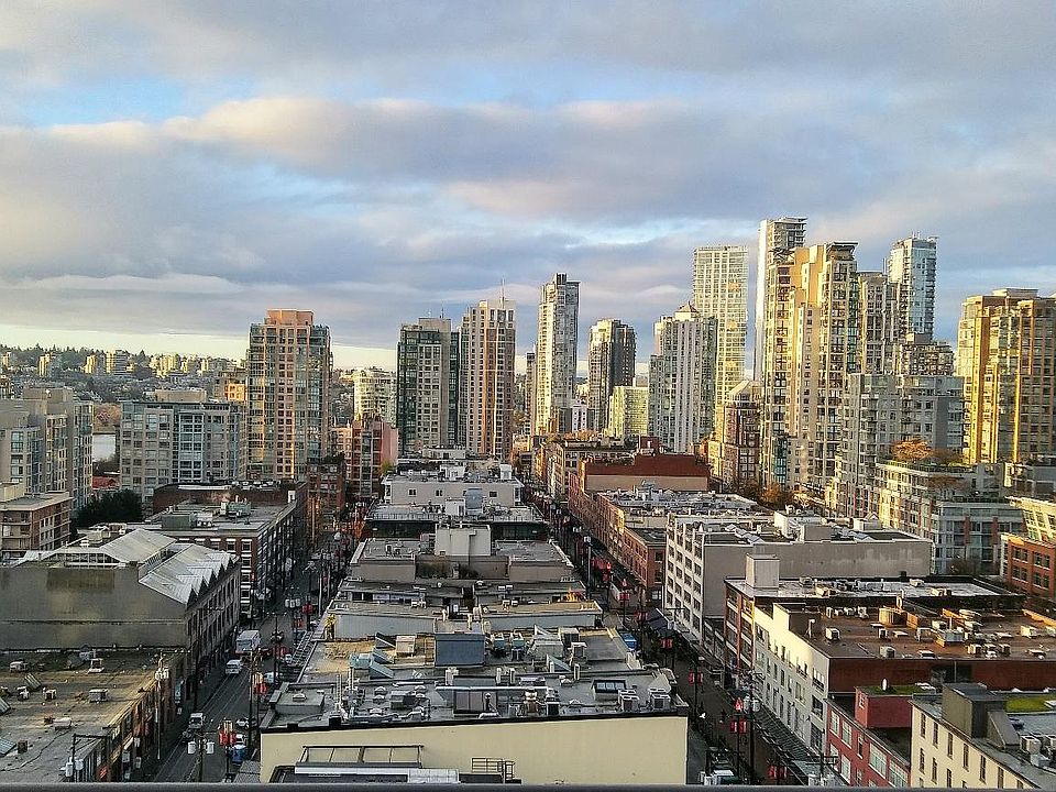 1st image of 977 Mainland St #1708