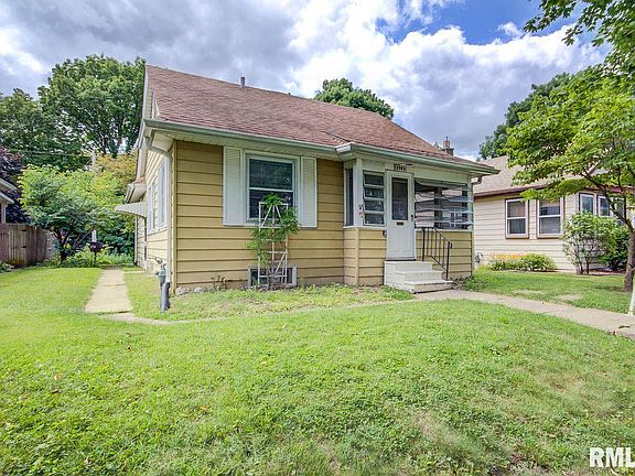 2nd image of 2363 6th Street Ct